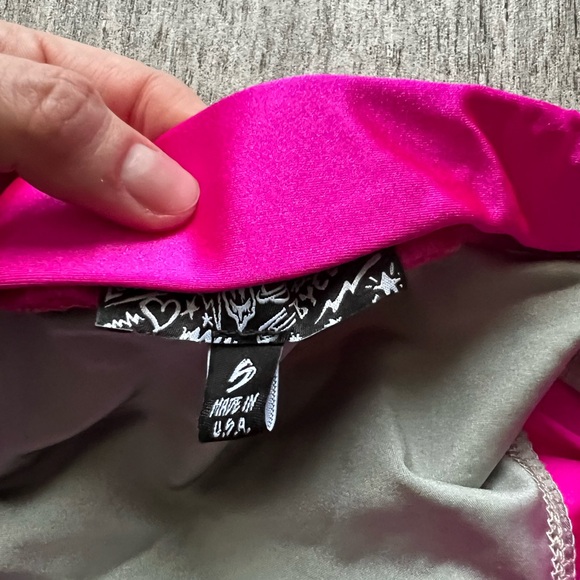 Shiny cutout skirt - Picture 3 of 3